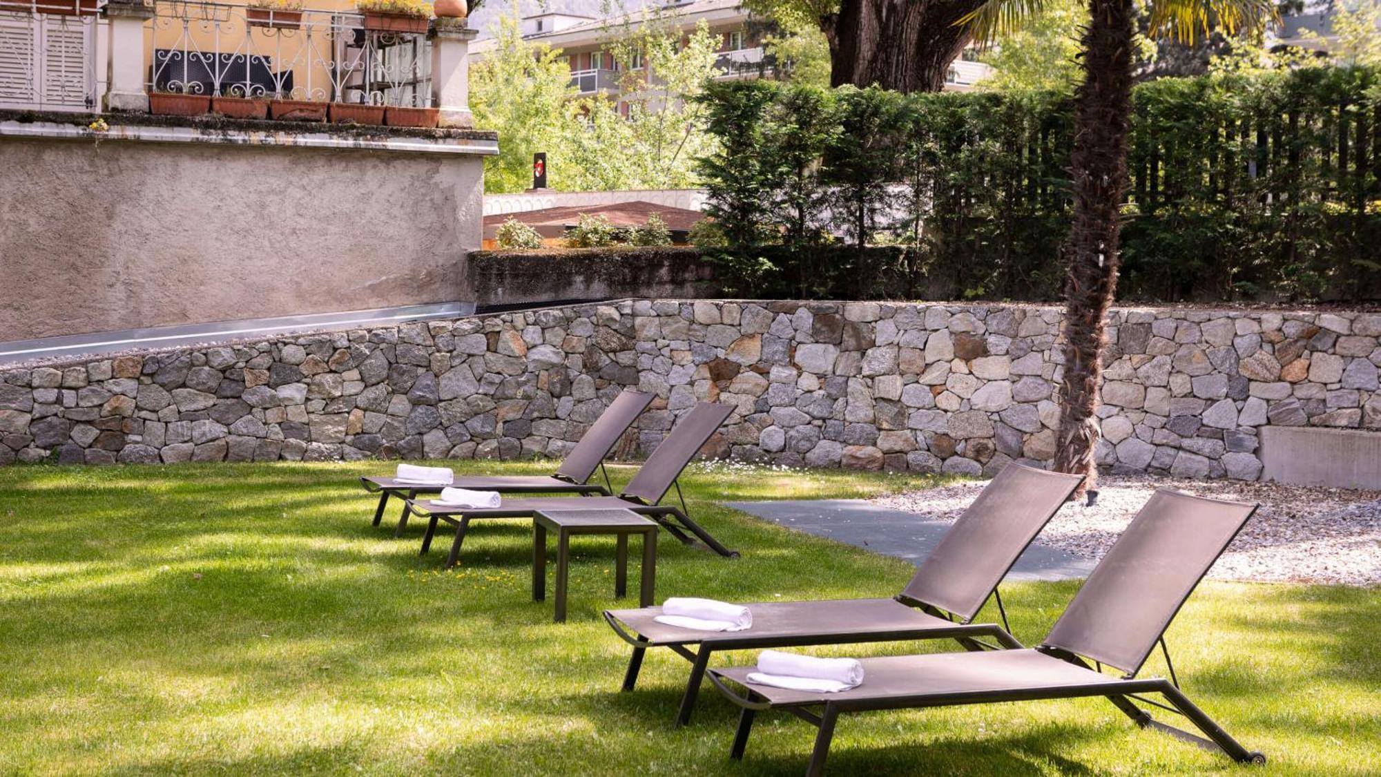 Flora Hotel & Suites Merano Esterno foto