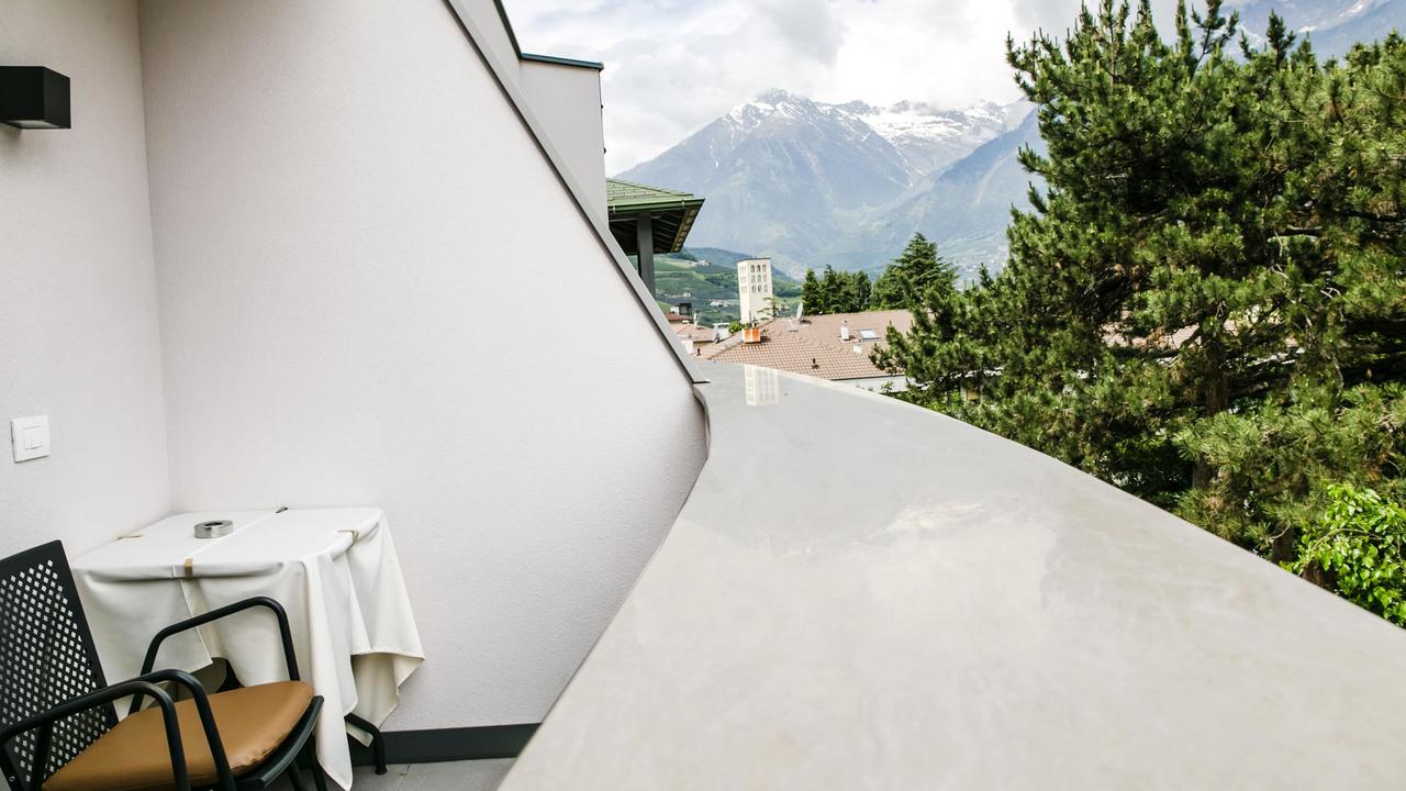 Flora Hotel & Suites Merano Esterno foto